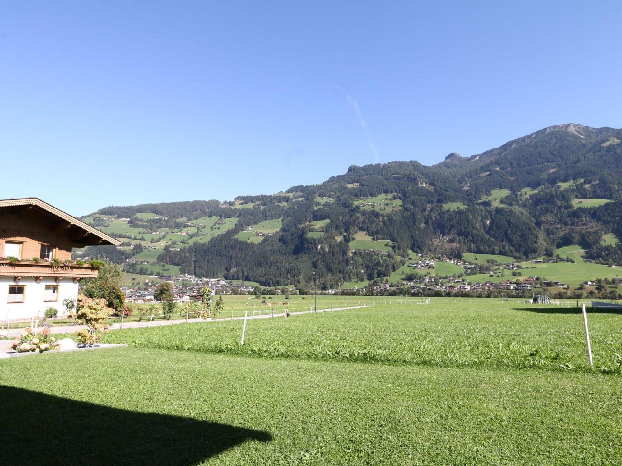 Quiet Holiday Flat Near The Mayrhofen Ski Area Schwendau Ngoại thất bức ảnh